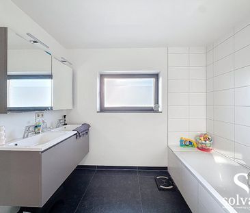 Moderne woning (2017) met ruime tuin en open verzichten - Foto 2