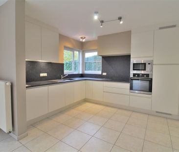 Rustig gelegen villa met ruime tuin - Foto 3