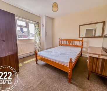 Henshall Avenue - Warrington - WA4 - Photo 1