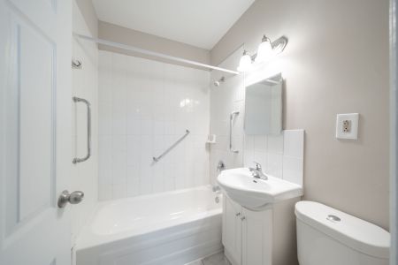 For Lease - 468 Ottawa Street Unit# 432D, Hamilton, Ontario - Photo 4
