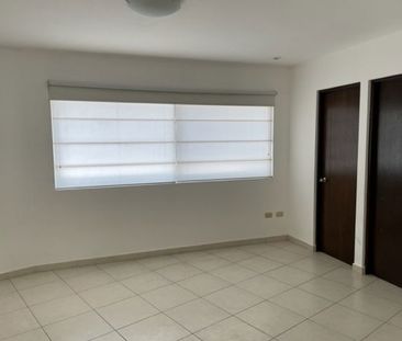Casa en Renta en La Rioja fraccionamiento privado HZ - Photo 4