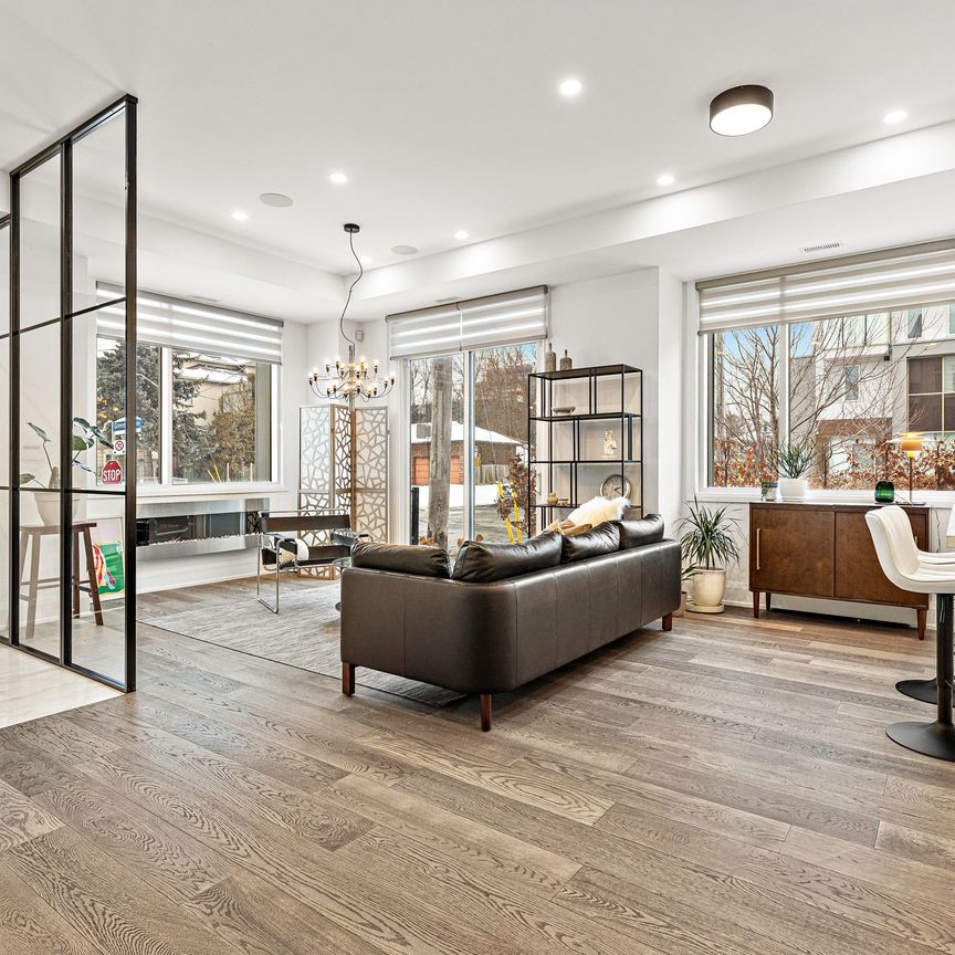 For Lease - Unit 1 - 18 Greenbriar Road, Toronto, Ontario - Photo 1