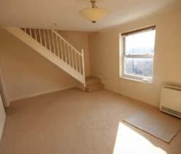 2 bedroom Flat To Let Total Size: 636 SQ FT - Photo 1