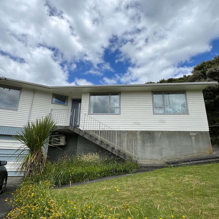 Wainuiomata 3 Bedrooms - Photo 1