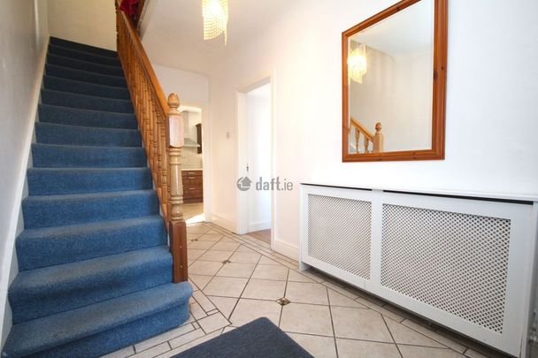 House to rent in Dublin, Walkinstown - Photo 1