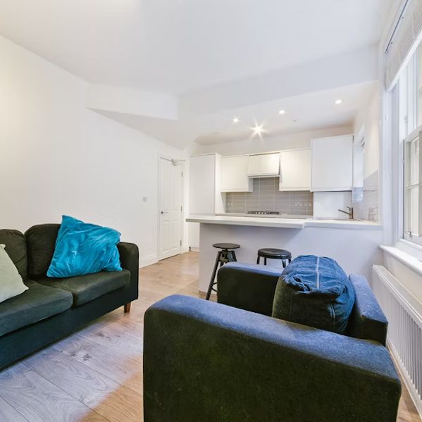 2 bedroom apartment - Photo 1
