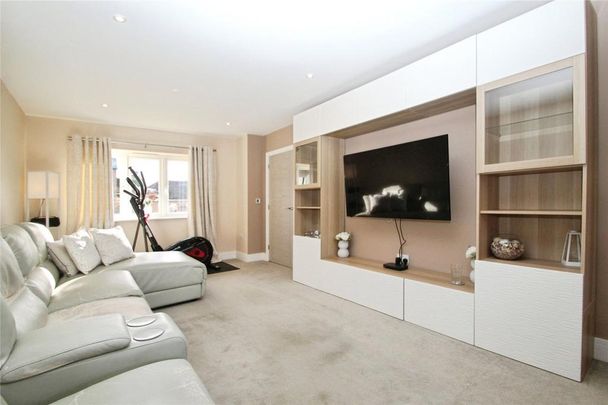 3 bedroom detached house to rent - Photo 1