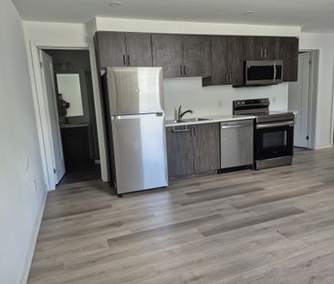 For Lease - 4263 Fourth Avenue Unit# 812, Niagara Falls, Ontario - Photo 5