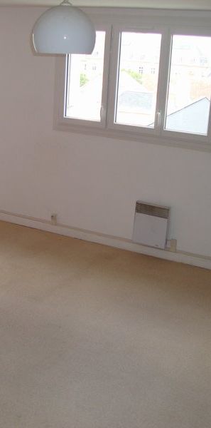 STUDIO - CENTRE VILLE - 31 M² - Photo 1