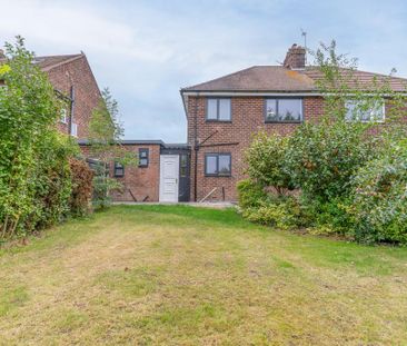 3 bedroom semi-detached house to rent - Photo 3