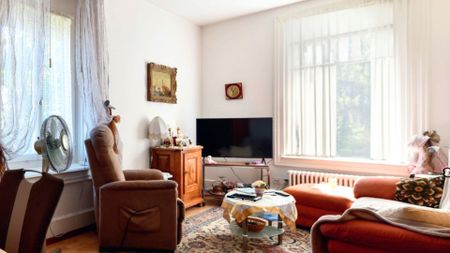 PROVISIONAL RENTAL: FLEXIBLE SOLUTION FOR HOUSING OR OFFICE IN ZURICH ALTSTETTEN - Photo 5