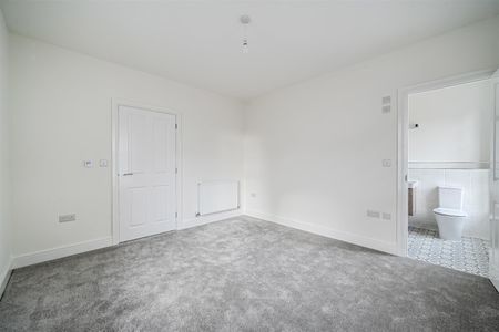 Eddy Fry House, 1 Saltash Place, Poundbury, Dorchester, DT1, Dorchester - Photo 3