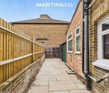 2 bedroom cottage to rent - Photo 1