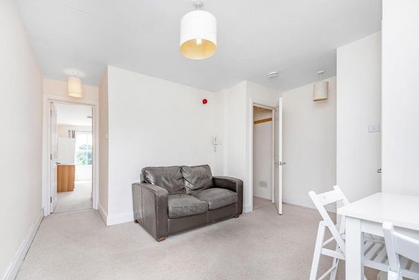 Bramber Road, London W14 - Photo 1