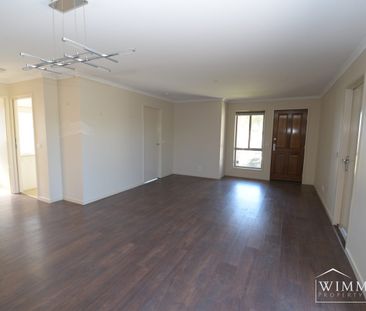 Charming Family Home - - Photo 2