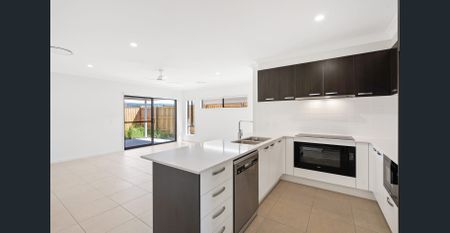 Four Bedroom Home in Walking Distance to Schools! - Photo 5