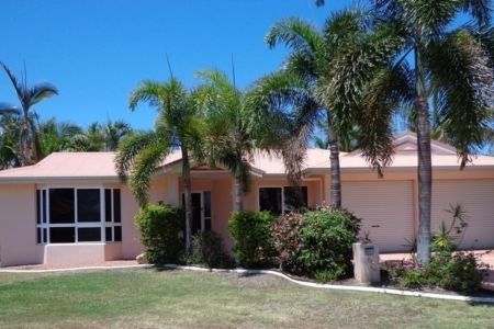 Spacious Home in Popular Willow Gardens - Photo 3