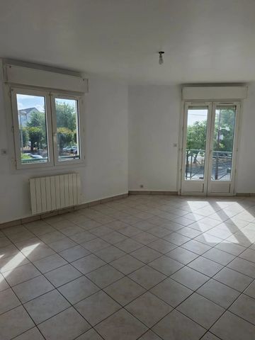 Location Appartement 4 pièces 70m² GRETZ ARMAINVILLIERS 77220 - Photo 2