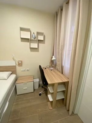 Calle de Zurbano, Madrid, Community of Madrid 28010 - Photo 1