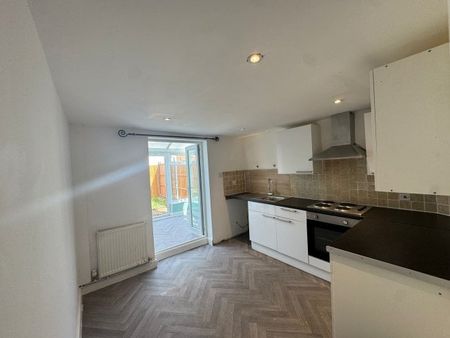 South East Road, Sholing, Southampton - Photo 4