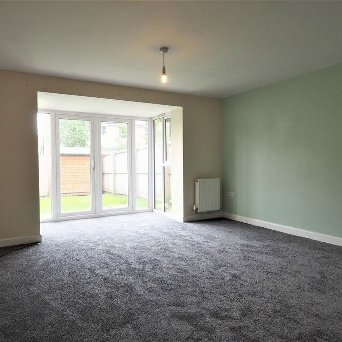3 bedroom terraced house to rent - Photo 1