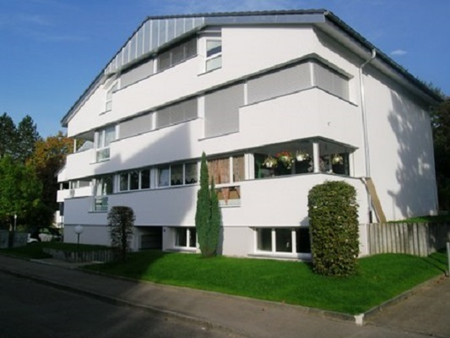 Moderne 2.0-Zimmer-Dachwohnung mit Charme - Photo 4