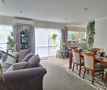 Charming home - sunny and spacious - Photo 1