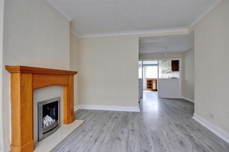 3 bedroom house to rent - Photo 2