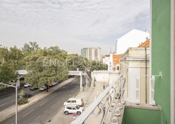 Apartamento T4 em Lisboa