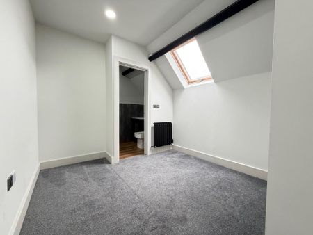 4 bedroom terraced house to rent - Photo 5