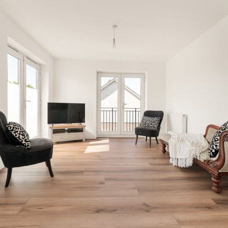 Aster Way, Cambridge £1,600 pcm ⓘ The monthly or weekly payment required by the landlord. Read our glossary page , 2 bedrooms, apartment, to let * Tenant info - Photo 1