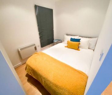 Studio to rent - Photo 6