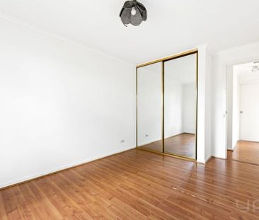 Central Location! - Photo 1