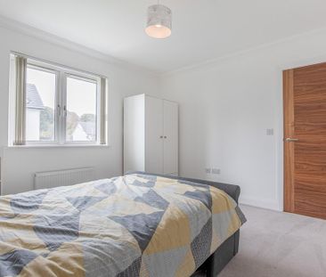 4 bedroom detached house to rent - Photo 1