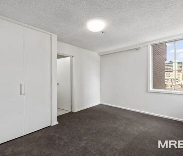 9H/131 Lonsdale Street, Melbourne - Photo 2