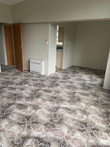 Queens Park - Photo 5