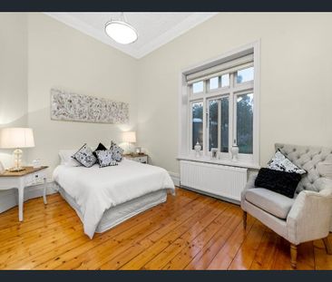310 Riversdale Road, Hawthorn East VIC 3123 - House For Rent | Domain - Photo 2