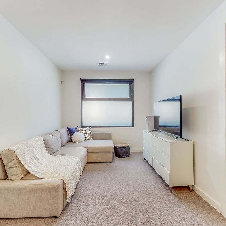 56 Lebanon Street, Strathmore - Photo 1