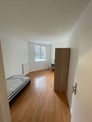 Colocation chambre étudiant dans Appartement F6 de 115 m2 - Photo 1