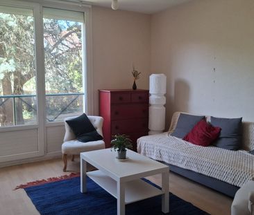 À LOUER – T4 MEUBLE AVEC 3 CHAMBRES • Réf. GI-FG-G0785 - Photo 1