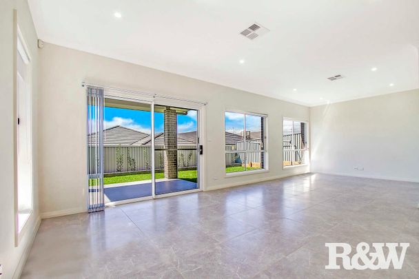 30 Andrew Street Grantham Farm - Photo 1