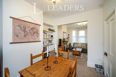 3 bedroom house to rent Cowper Street, Hove, East Sussex, BN3 - Photo 4