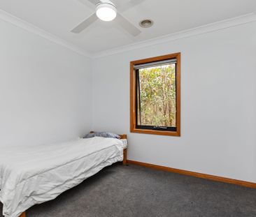 Spacious & Modern Living in Prime Estella Location - Photo 4