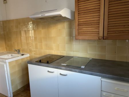 Appartement 40.6 m² - 2 Pièces - Céret (66400) - Photo 5