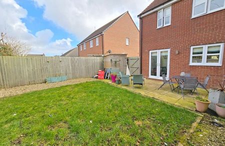 29 Fenton Drive, West Ayton, Scarborough - Photo 3