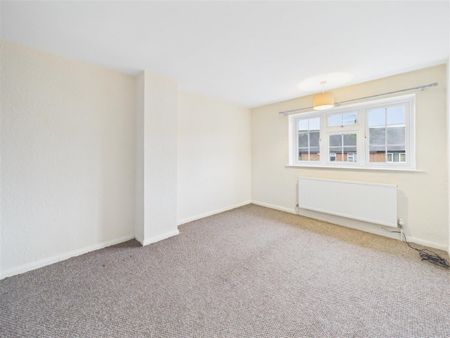3 bedroom End of terrace house to rent - Photo 2