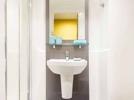 Classic Ensuite - Photo 5