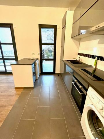 Location Appartement 2 pièces 42m² - Photo 5