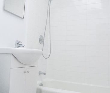 2693 Rue Sherbrooke - Photo 1