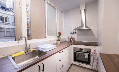 Calle de Guzmán el Bueno, Madrid, Community of Madrid 28015 - Photo 2